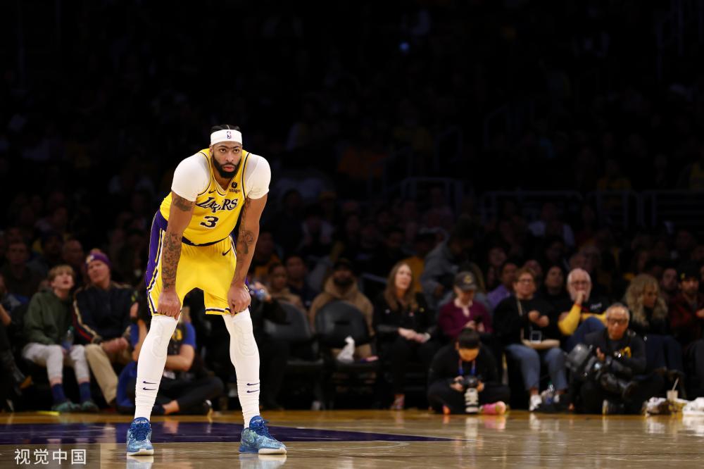 NBA战报：马刺140-110步行者，文班亚马30+11+6.