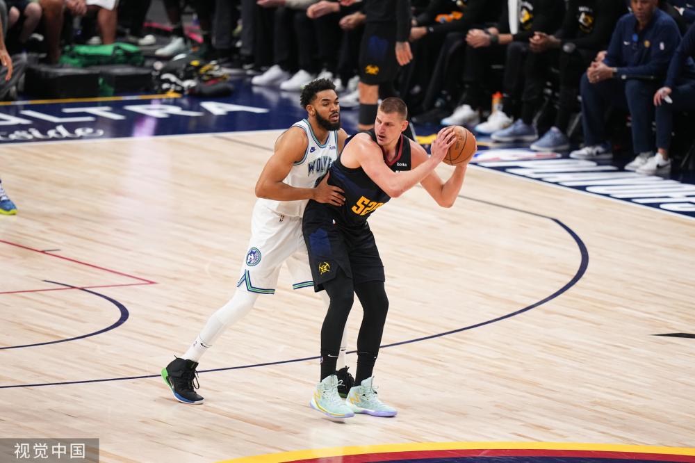 虽然在比赛 虽然在比赛