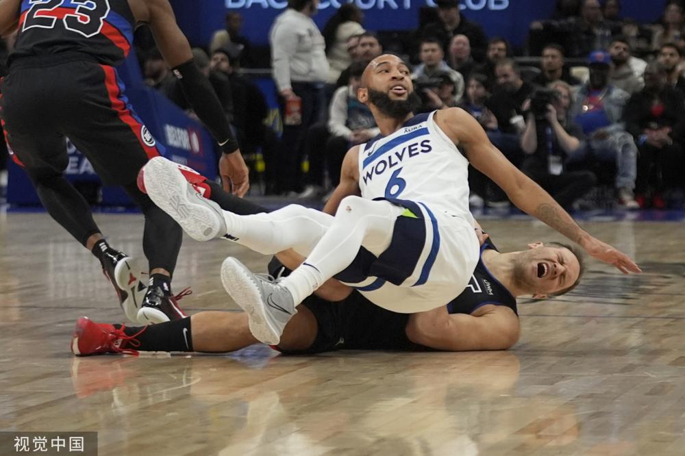 整显得尤为 整显得尤为